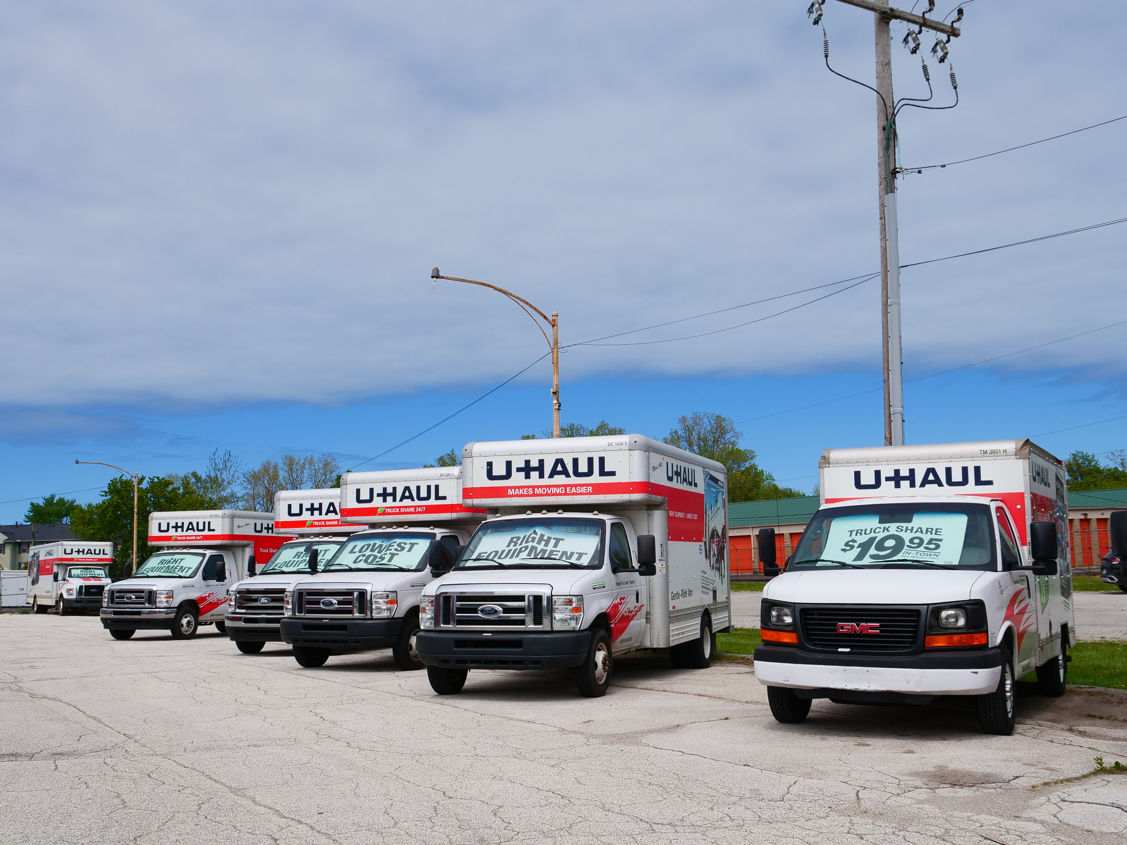 imlay city michigan 48444 u-haul truck trailer rental easy affordable
